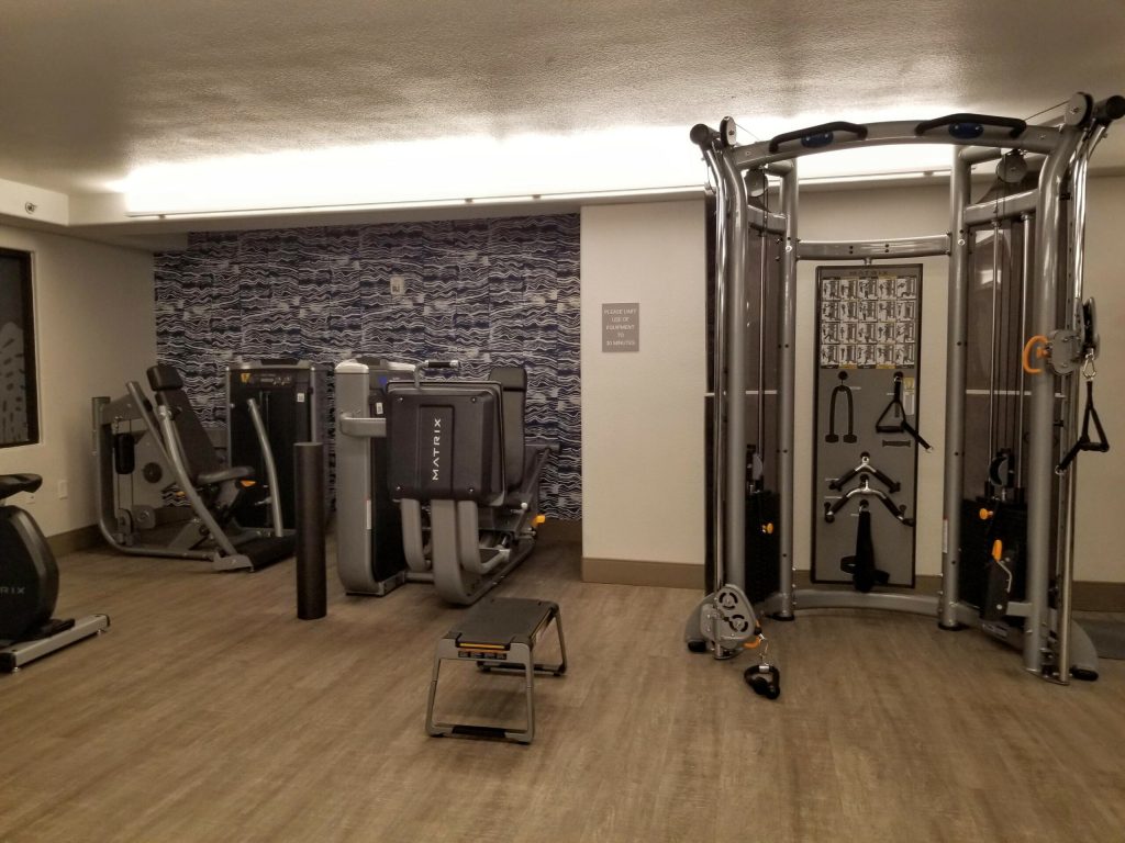 Sheraton Kauai Coconut Beach: Some of the weight equipment