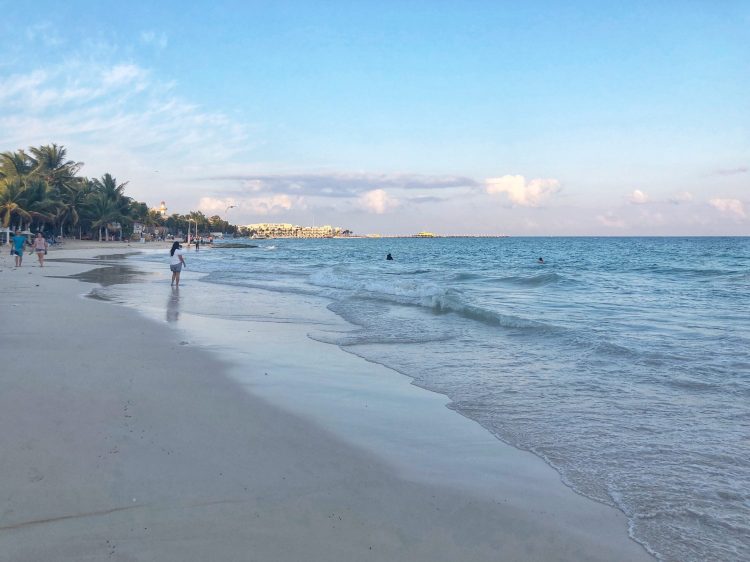 Playa Del Carmen Beach in February 2020: Photo credit to www.bingoabroad.com