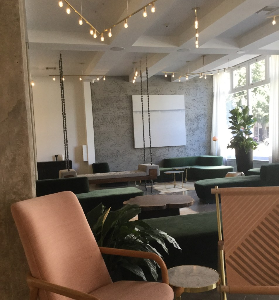 Hi-Lo-Hotel-Portland-Lobby