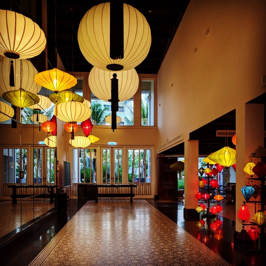 JW Marriott Phu Quoc Resort at Emerald Bay - Lanterns