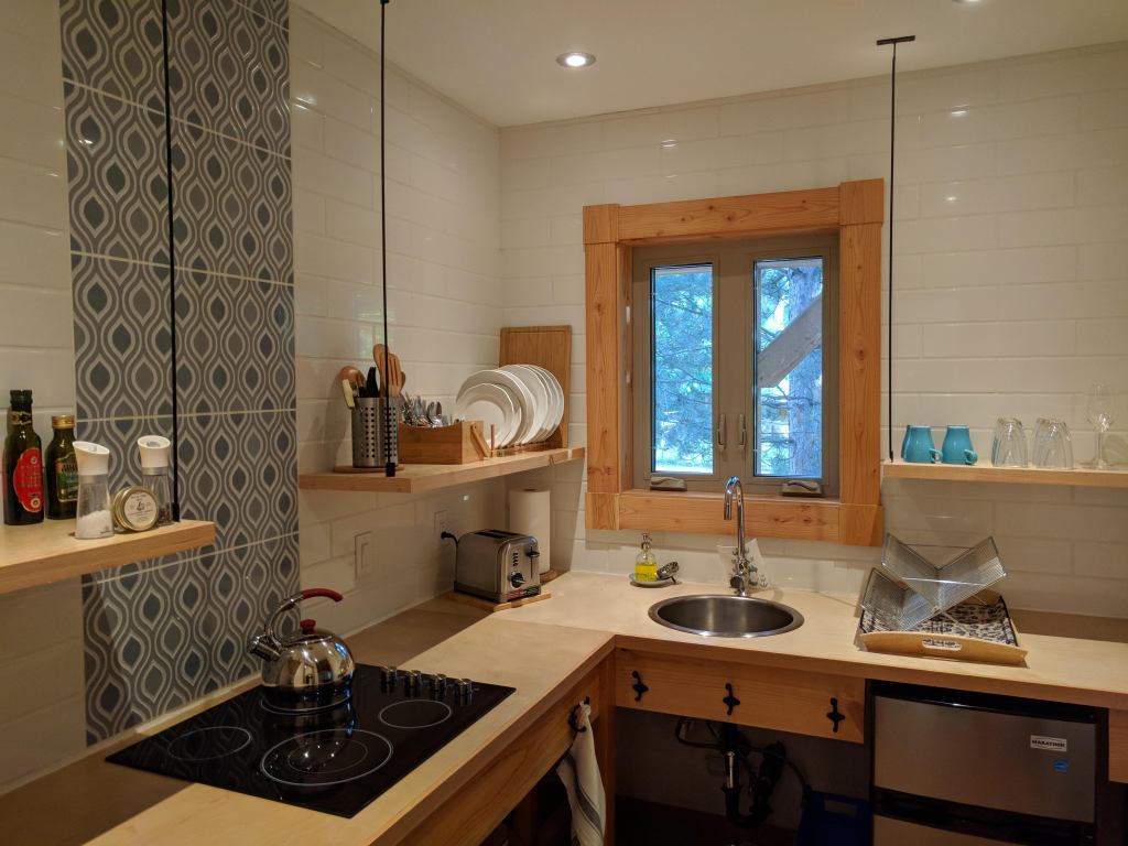 Kitchenette in the Owl Suite at Farmersdotter