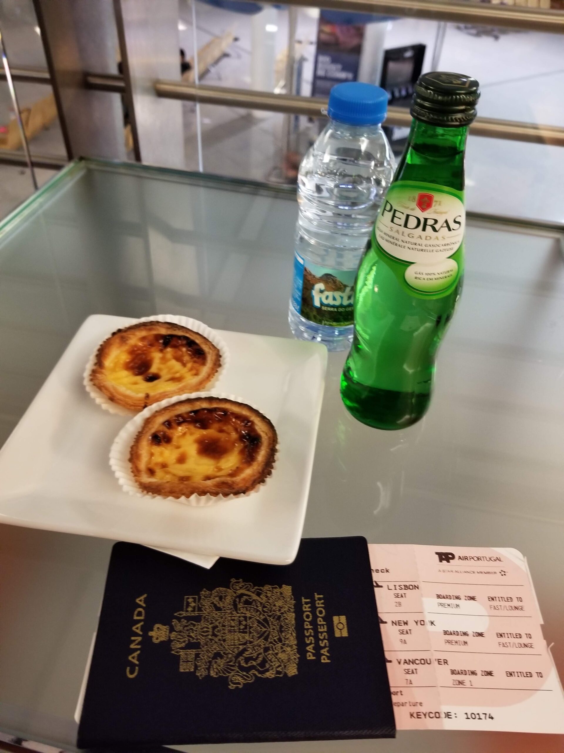 Pasteis de nata at the OPO - Porto Lounge