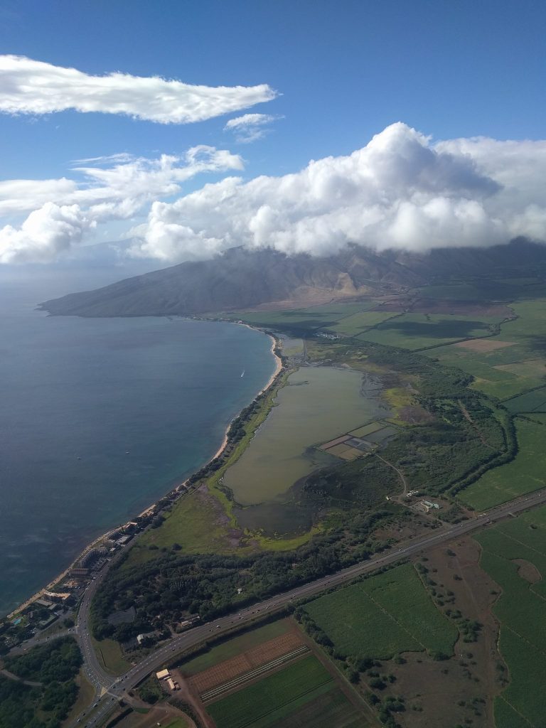 Landing at OGG - Kahului Airport