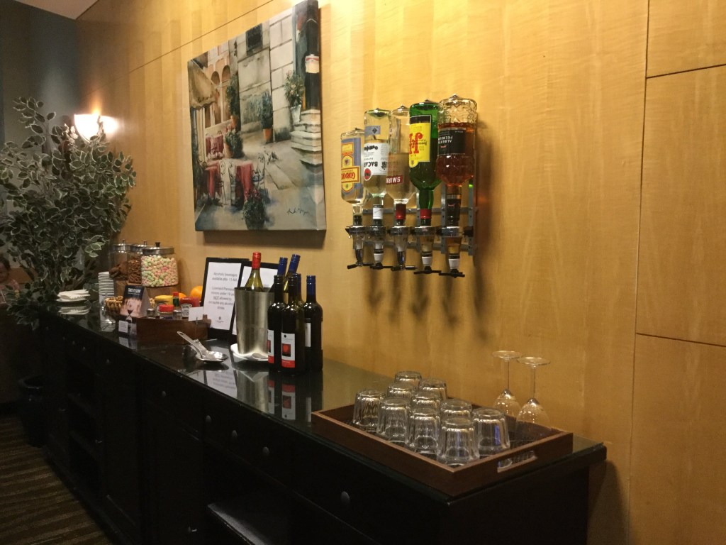 Bar and snack area
