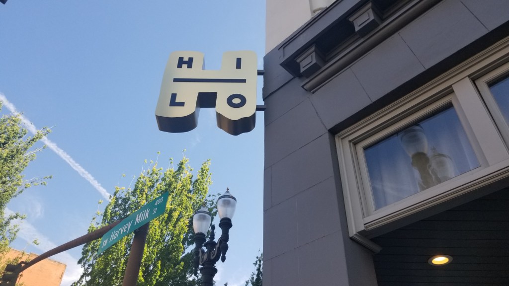 Hi-Lo Hotel sign