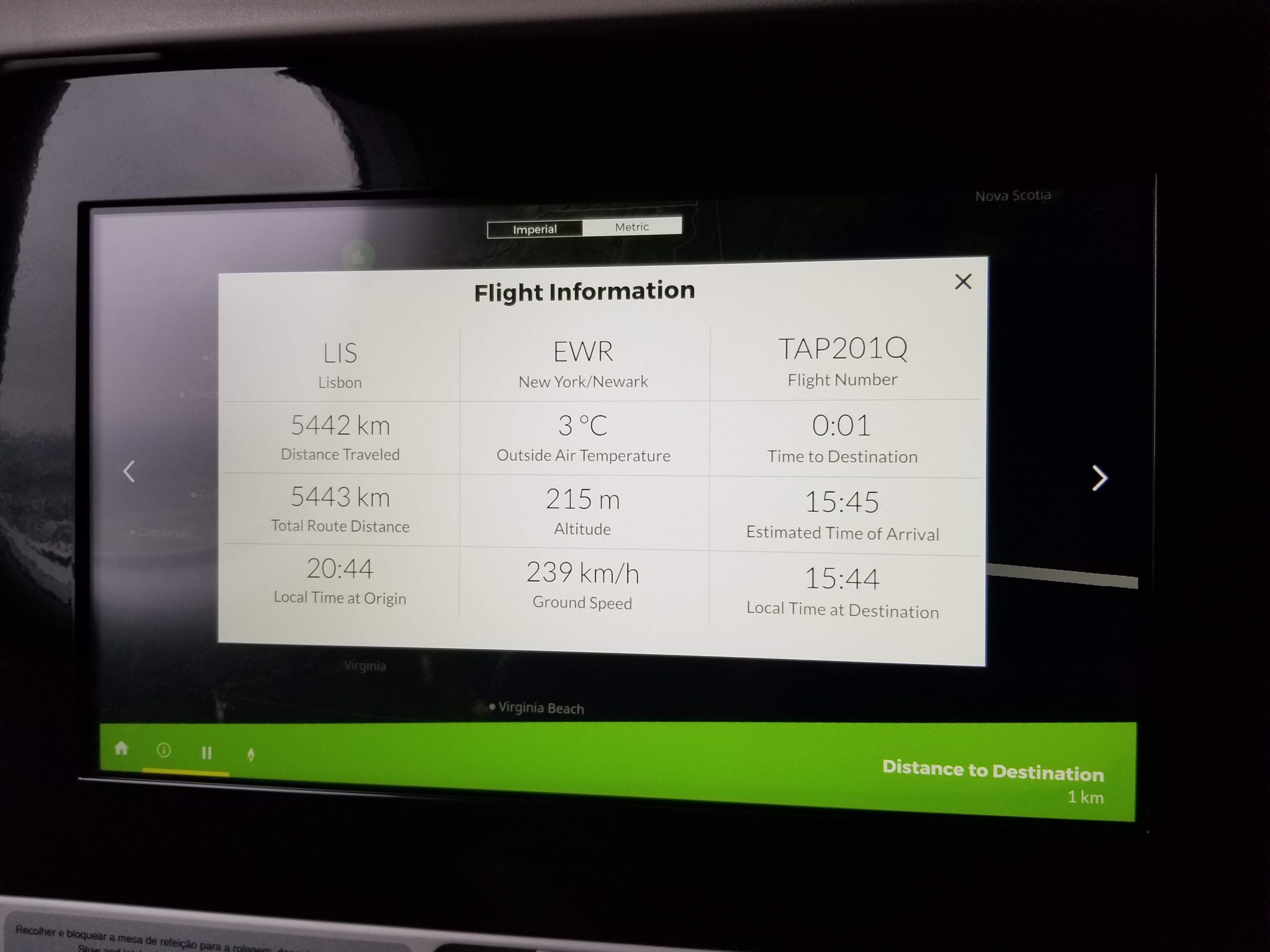 TAP Air Portugal's A330neo from LIS to EWR: the 16' in-flight entertainment screen in business class