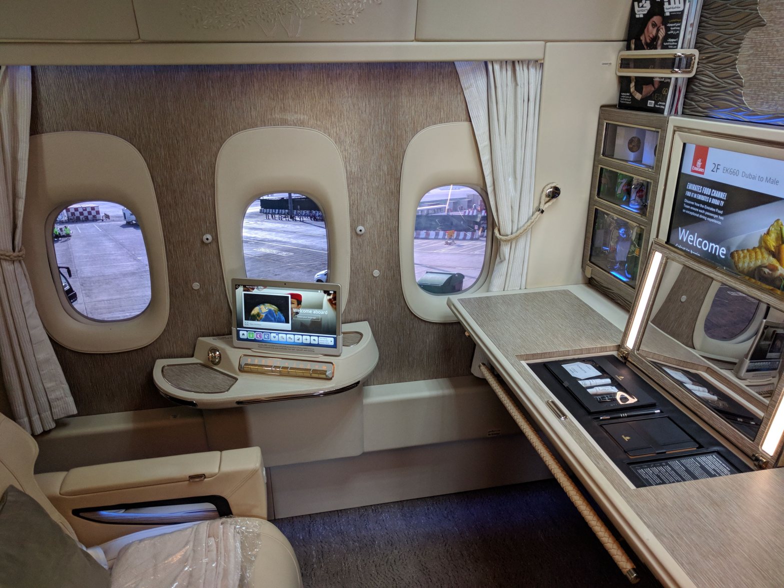The middle suite with the virtual windows