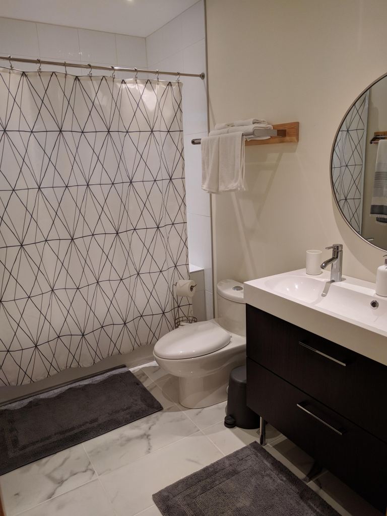 Bathroom in the Owl Suite at Farmersdotter