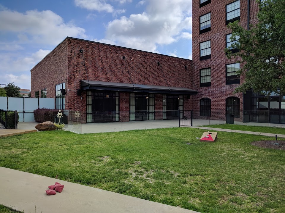 Outdoor area the Nylo Las Colinas