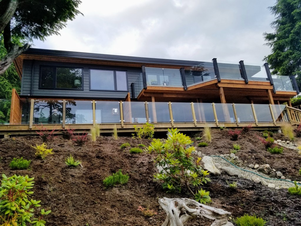 378 Marine Drive Guest House: the guesthouse