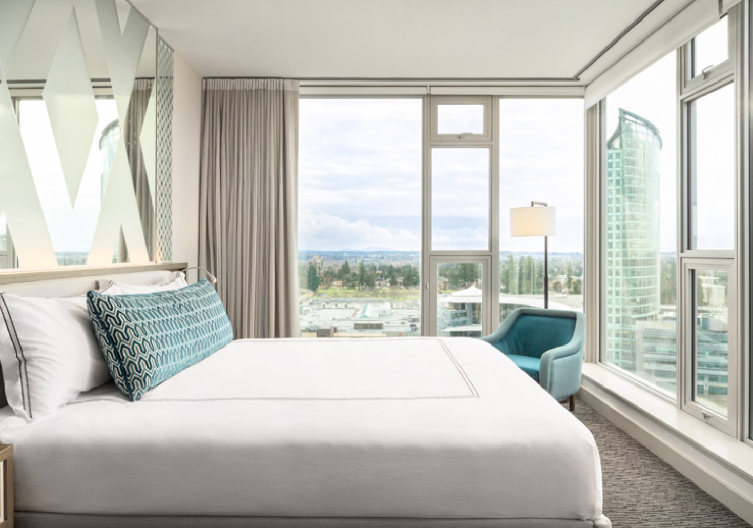 Civic Hotel - Corner King Room