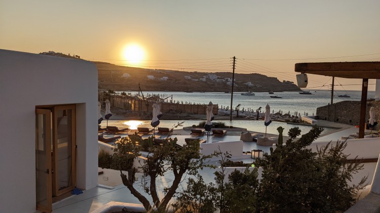 Aegon Mykonos: view of the shared infinity pool from our room