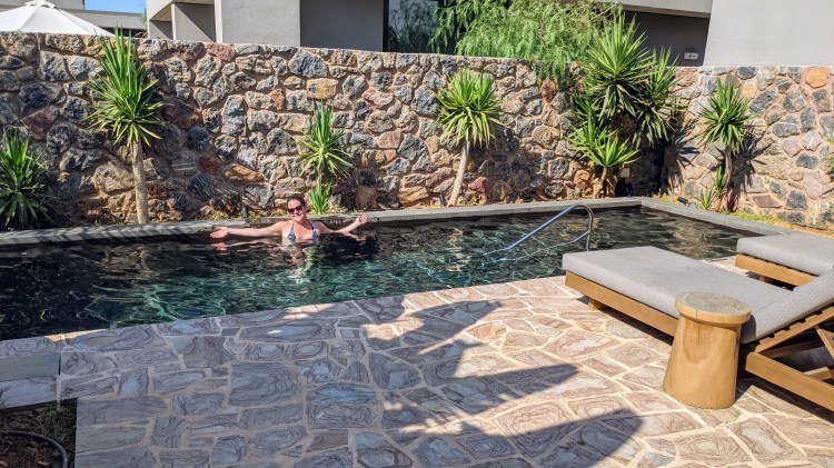 Tropical Open Plan Suite with shared pool: Max in the pool