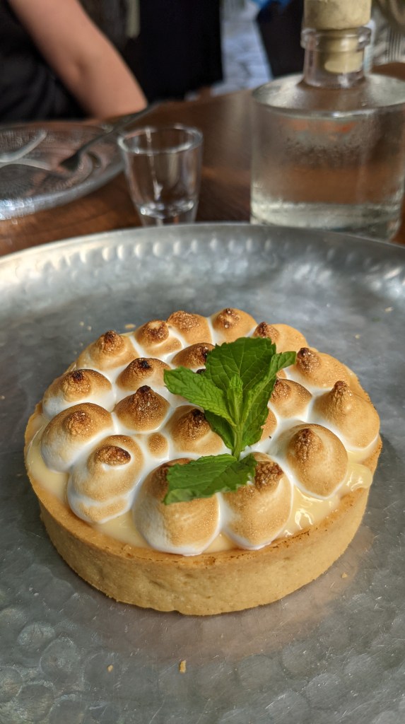 Apiri: lemon meringue pie and raki for dessert