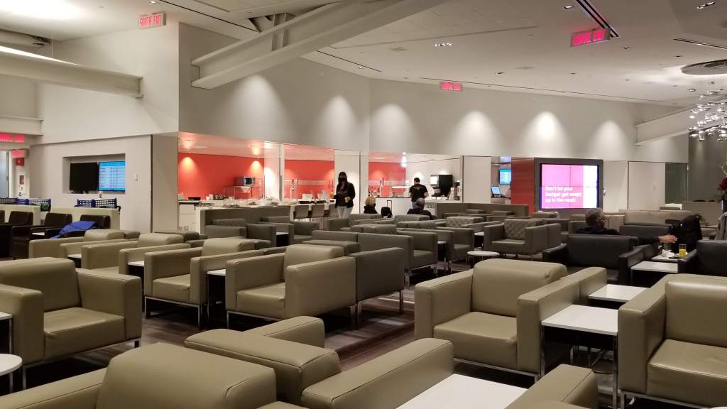 YUL - Montreal National Bank VIP Lounge: space