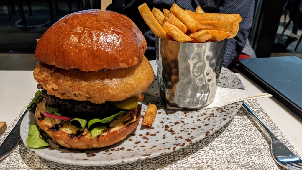 Review: Air Canada Signature Suite Lounge at YYZ – Toronto Pearson International&nbsp;Airport