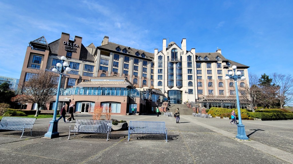 Review: Delta Victoria Ocean Pointe – Mixed Vibe Business Hotel near Victoria&nbsp;Harbor