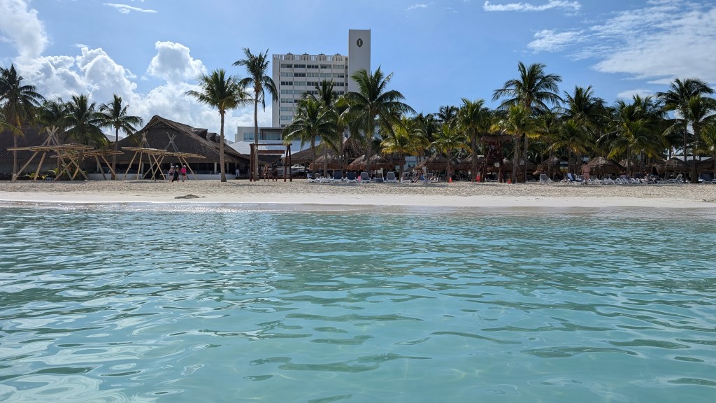 Review : Intercontinental Presidente Cancun Resort – A blast from Cancun’s&nbsp;past?